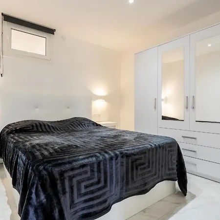 Fuer 5 Personen Ca 78 Qm In Empuriabrava, Costa Brava Golf De Roses Apartment