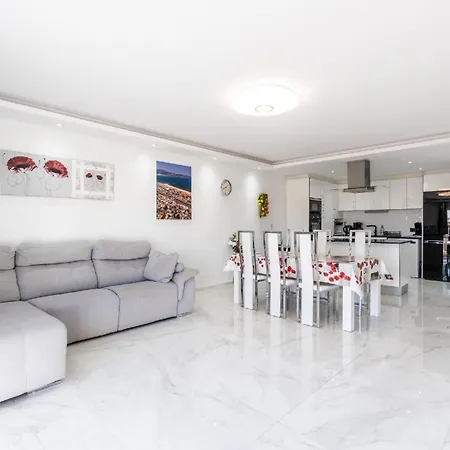 Apartment Fuer 5 Personen Ca 78 Qm In Empuriabrava, Costa Brava Golf De Roses *