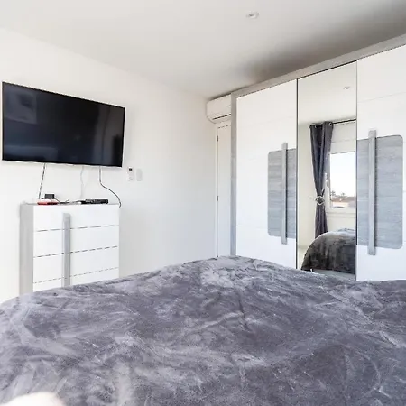 Fuer 5 Personen Ca 78 Qm In Empuriabrava, Costa Brava Golf De Roses Apartment Empuriabrava