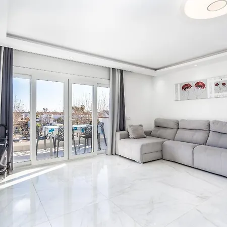 Fuer 5 Personen Ca 78 Qm In Empuriabrava, Costa Brava Golf De Roses Empuriabrava