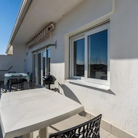Fuer 5 Personen Ca 78 Qm In Empuriabrava, Costa Brava Golf De Roses